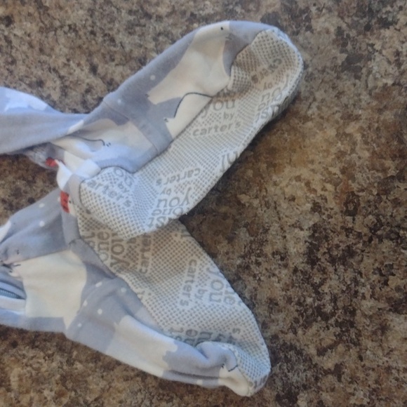 Carter's footie jammies set of 2 size 4T - Picture 7 of 13